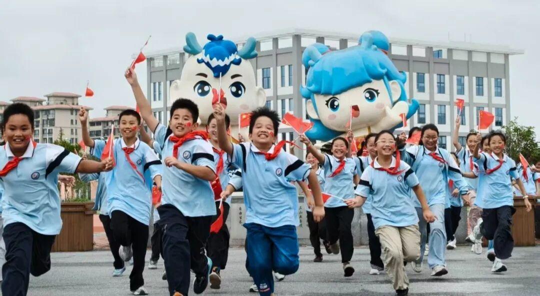 红领巾心向党：红色故事开讲啦！
