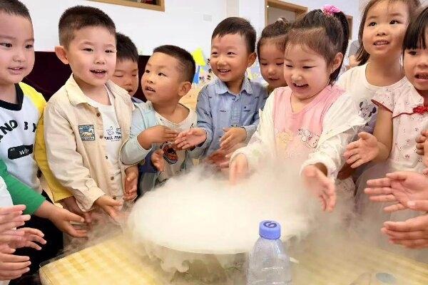 东桥幼儿园开展科学主题教研展示活动